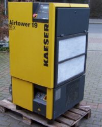 Compressore usato a vite Kaeser Mod. SK 19 con essiccatore integrato
