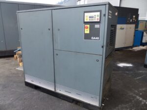 Compressore rotativo silenziato usato Atlas Copco GA 45 kw
